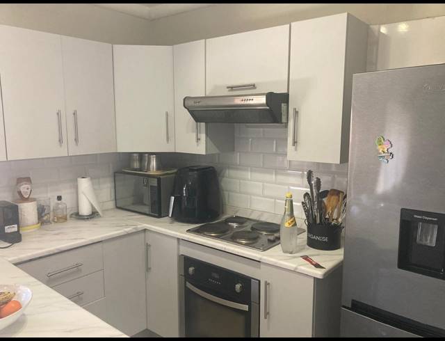 3 BEDROOM TOWNHOUSE FOR SALE IN WATERVAL EAST